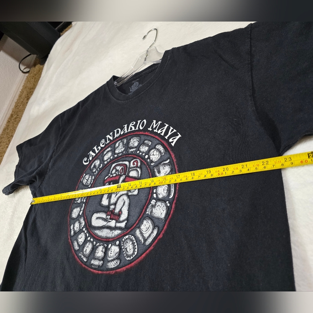 Calendario Maya/ Mexico/ Cancun Black T-Shirt, Size XL. - Picture 12 of 12